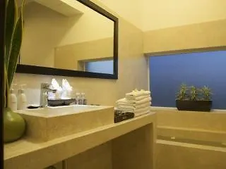Landing Zone Boutique Hotel 4*